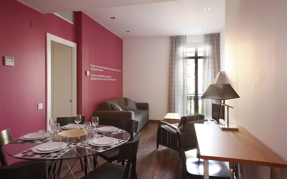 MH Apartments Suites 21