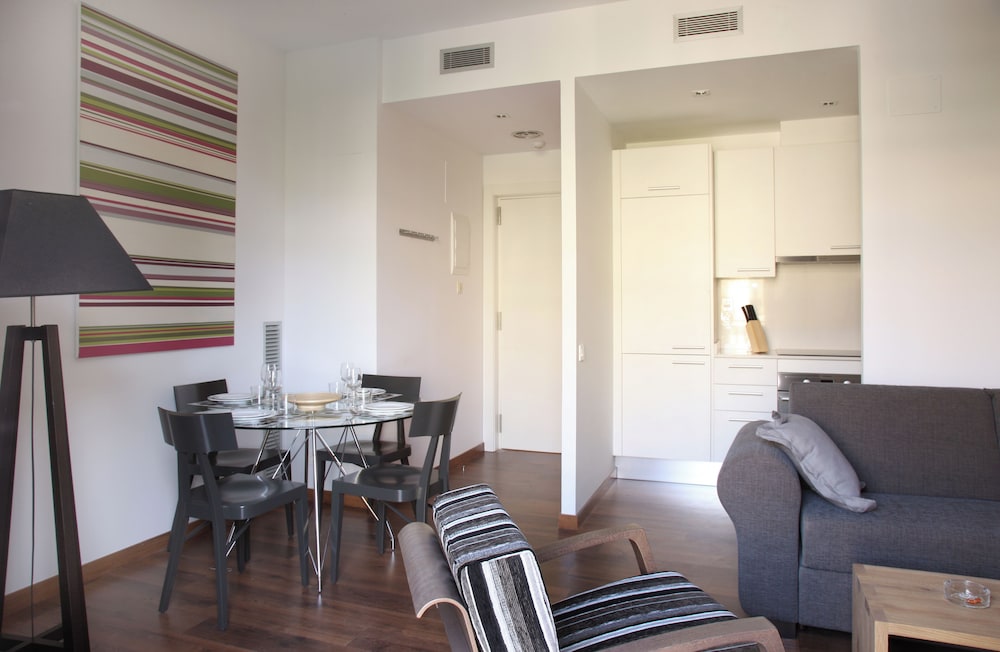 MH Apartments Suites 15