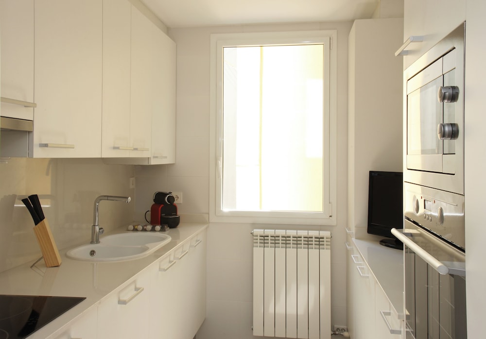 MH Apartments Suites 10