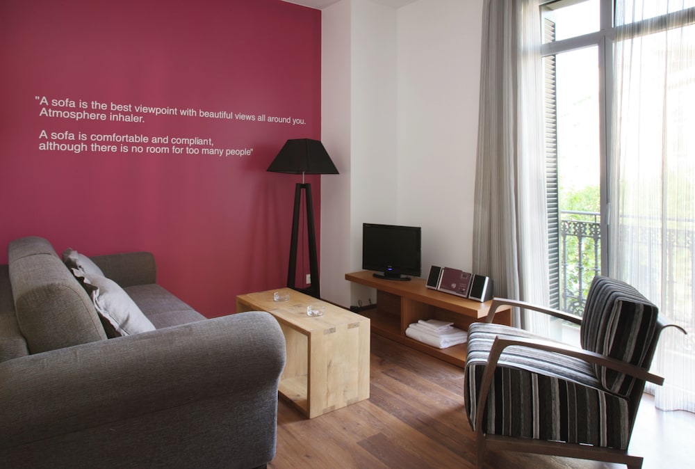 MH Apartments Suites 19