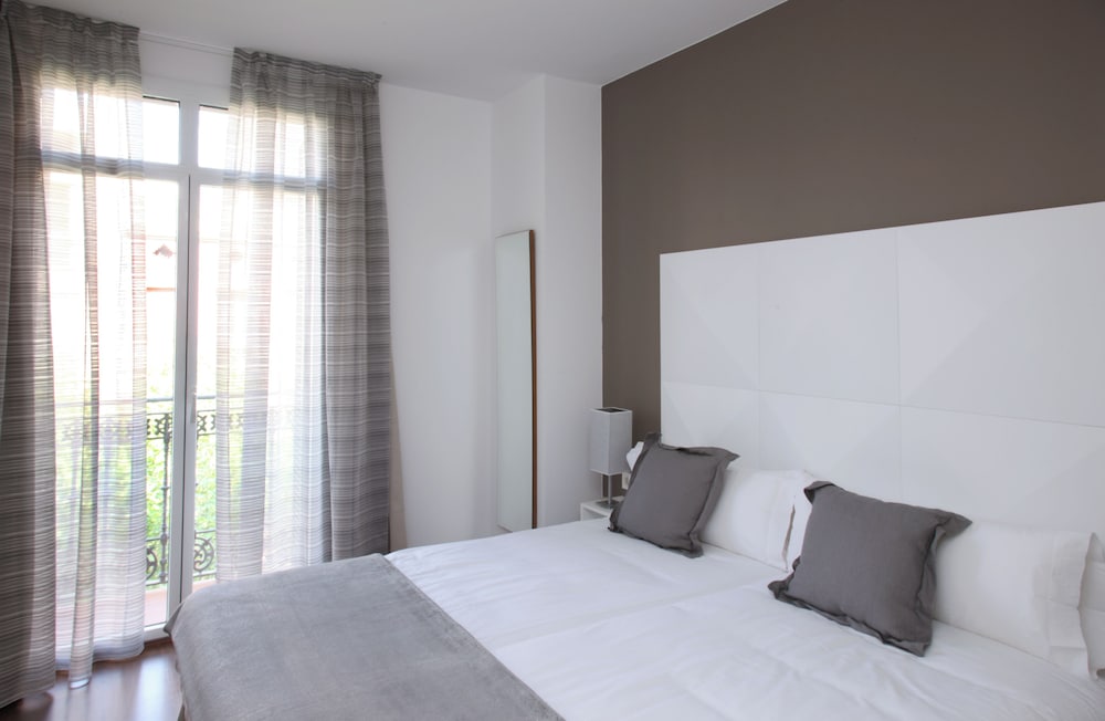 MH Apartments Suites 3