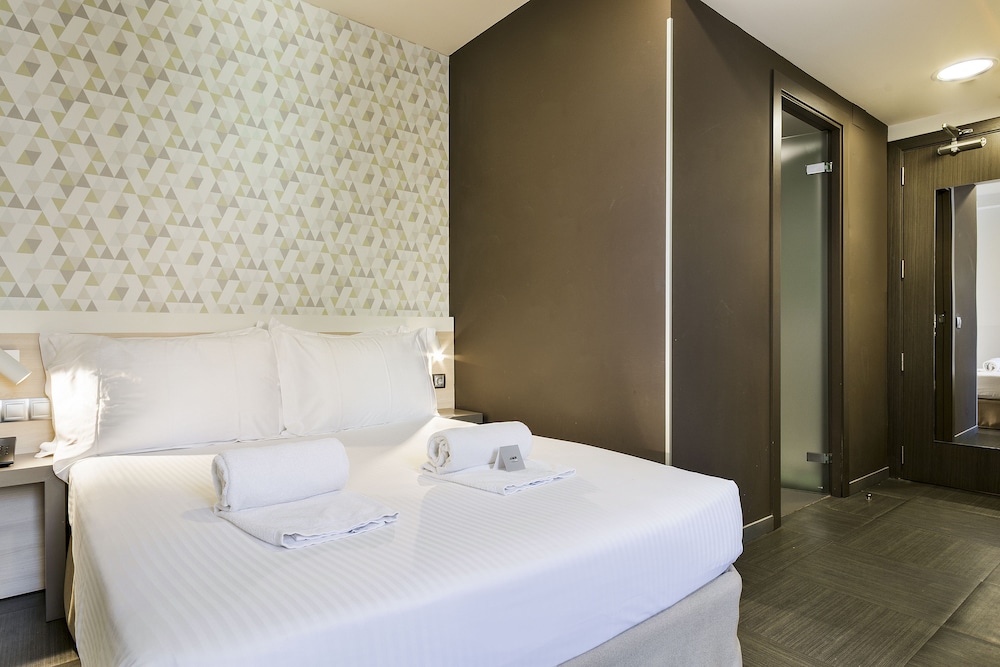 Hotel Laumon 23