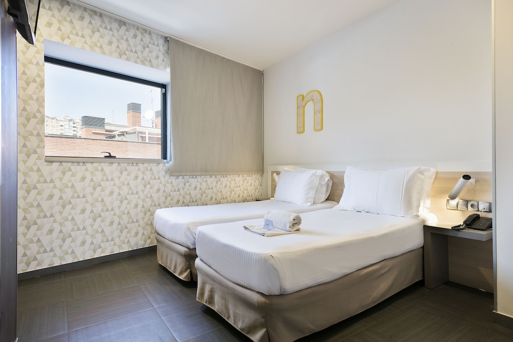 Hotel Laumon 11