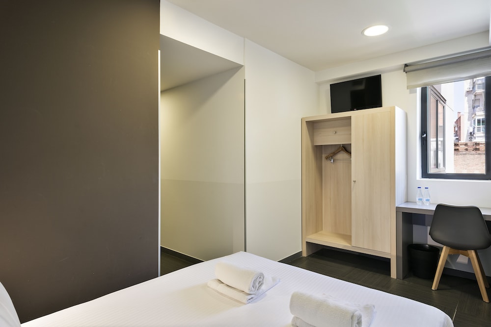 Hotel Laumon 24