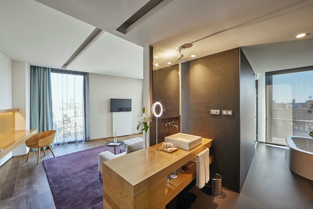 Ohla Barcelona 8