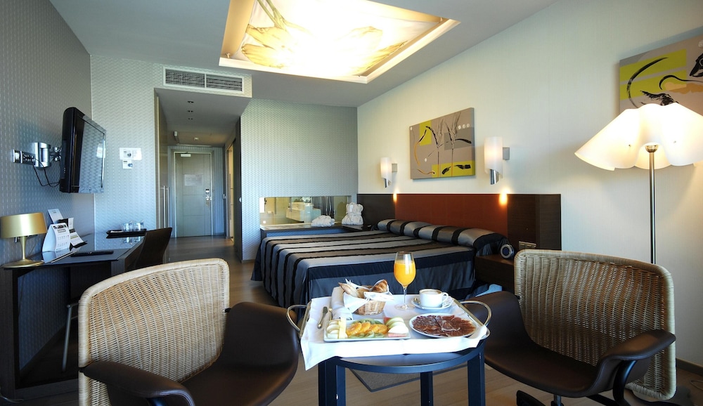 Sercotel Hotel Encin Golf 8