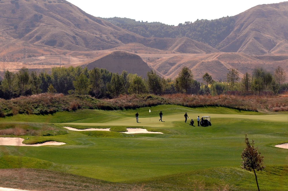 Sercotel Hotel Encin Golf 19