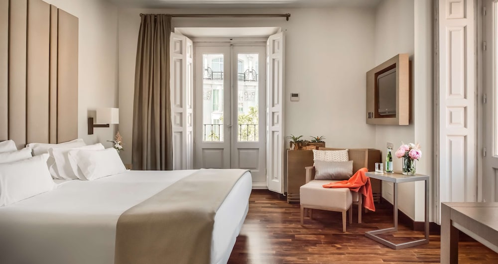 NH Collection Madrid Palacio de Tepa 8