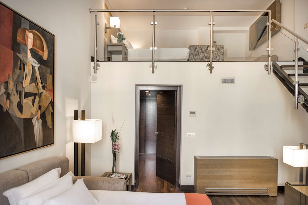 NH Collection Madrid Palacio de Tepa 15