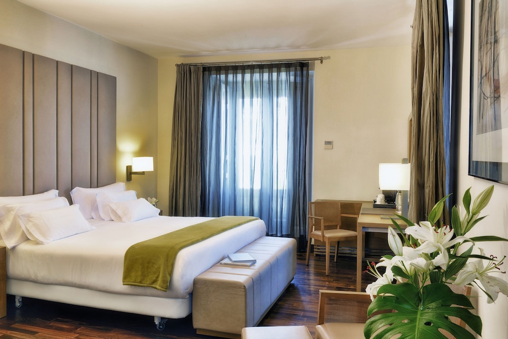 NH Collection Madrid Palacio de Tepa 7