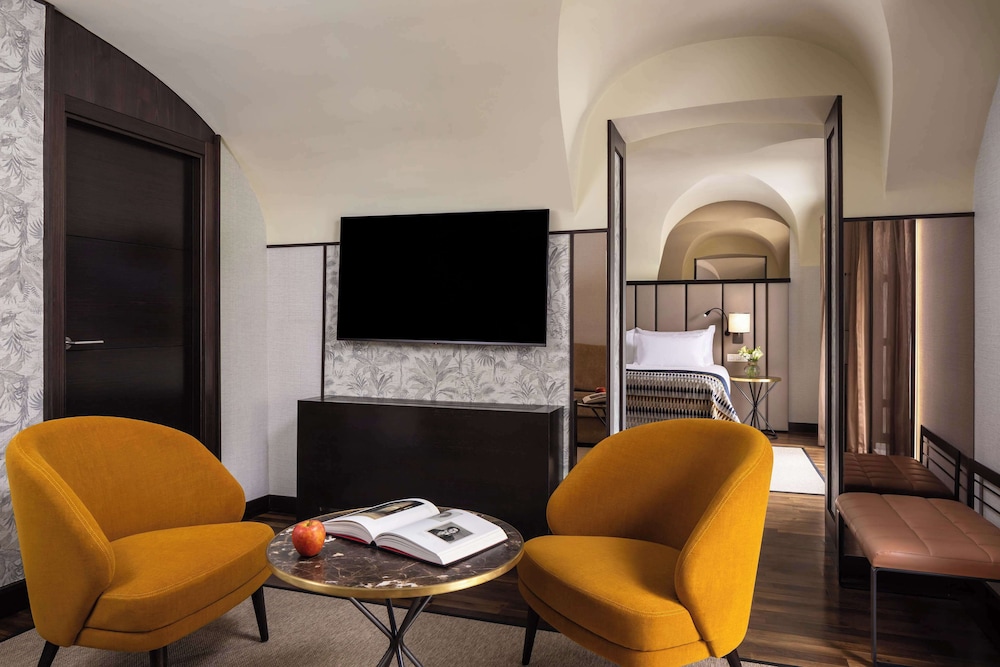 NH Collection Madrid Palacio de Tepa 23