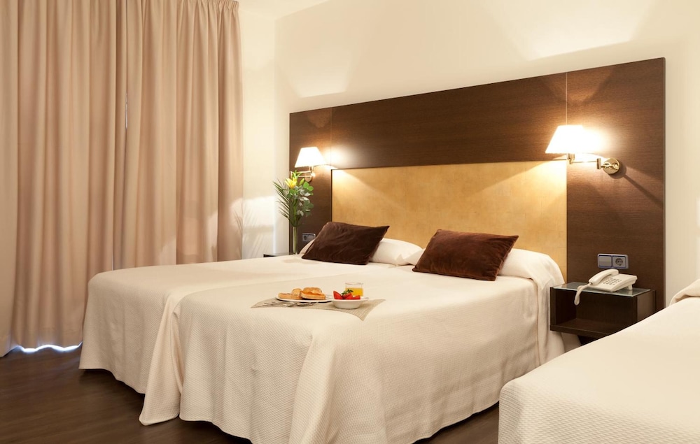 Hotel Madrid Torrejón Plaza 19