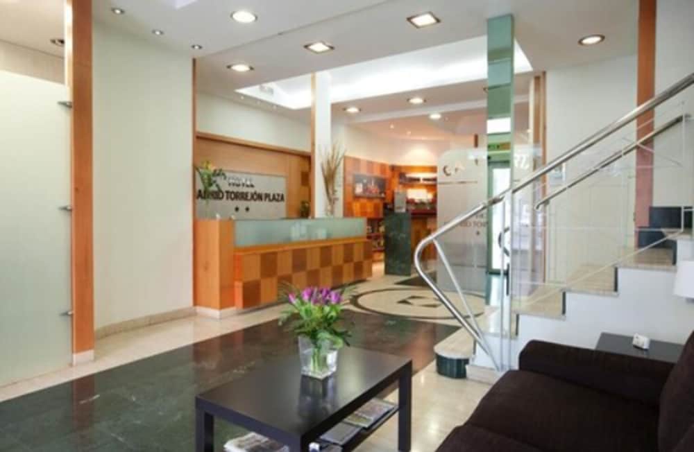 Hotel Madrid Torrejón Plaza 6