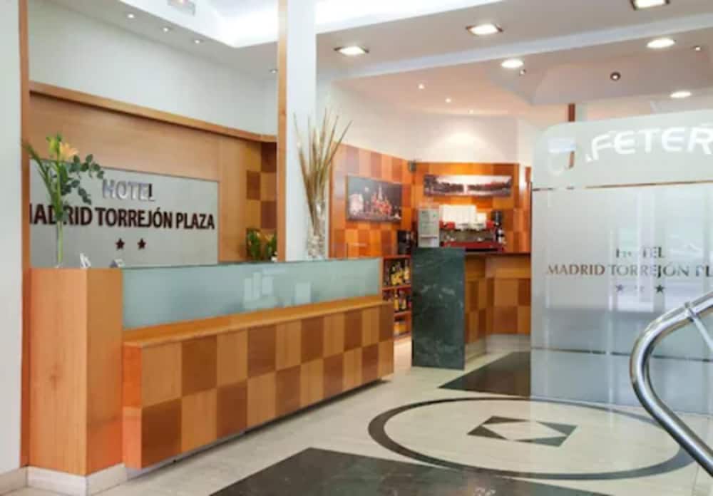 Hotel Madrid Torrejón Plaza 4