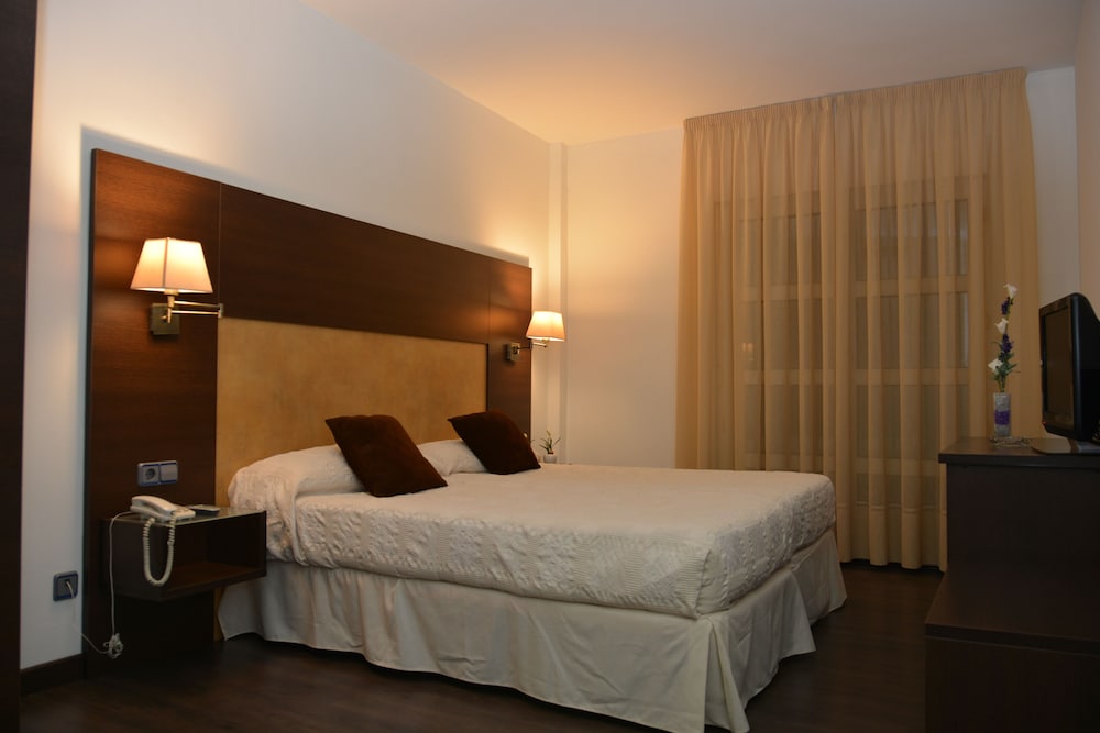 Hotel Madrid Torrejón Plaza 10
