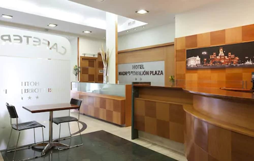 Hotel Madrid Torrejón Plaza 7