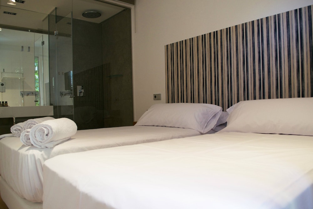 Cosmopolitan Boutique Rambla 8