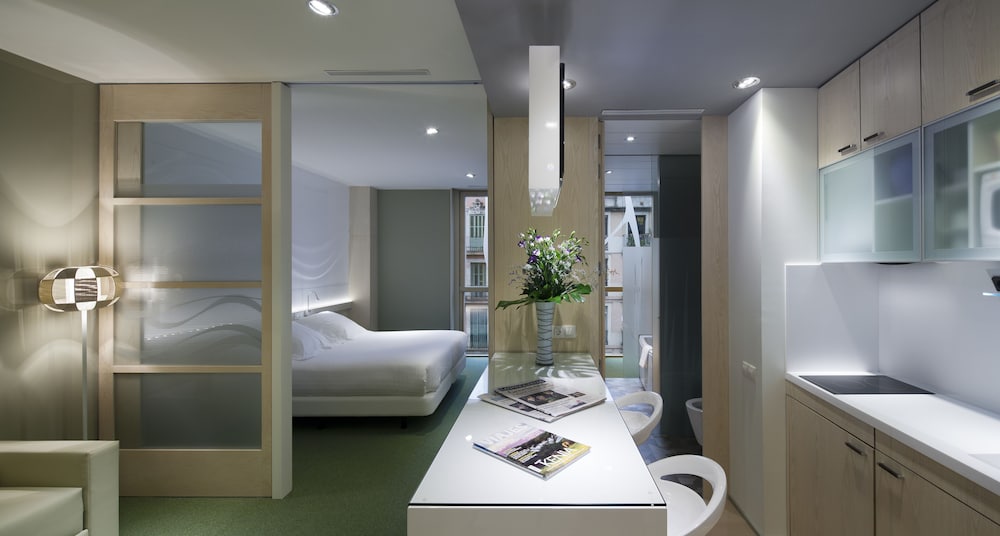 Ako Suite Hotel 13