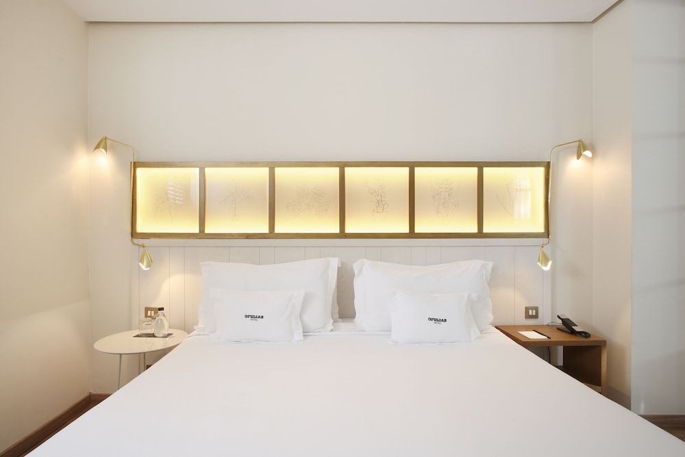 Ofelias Hotel 9