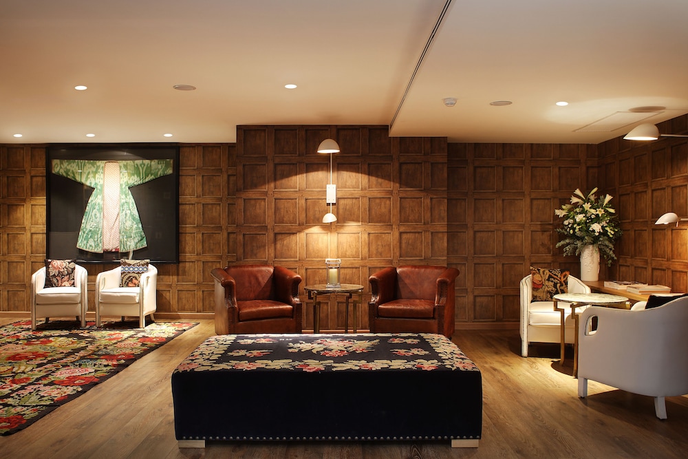 Ofelias Hotel 7