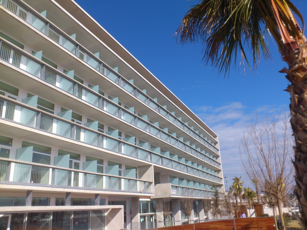 Atenea Port Barcelona Mataró 20