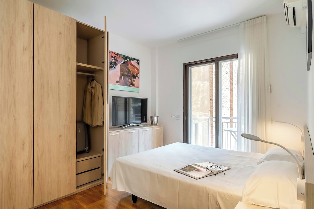 Aparthotel Bertran 9