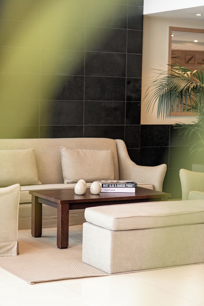 Arco Barcelona Hotel 4