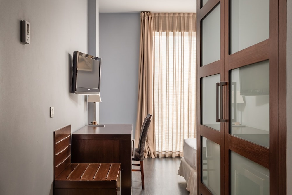 Hotel Madanis 8
