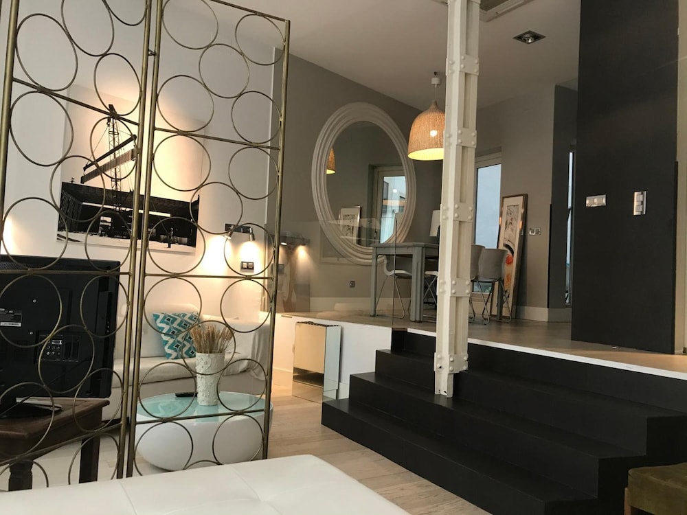 AB Design Suites 20