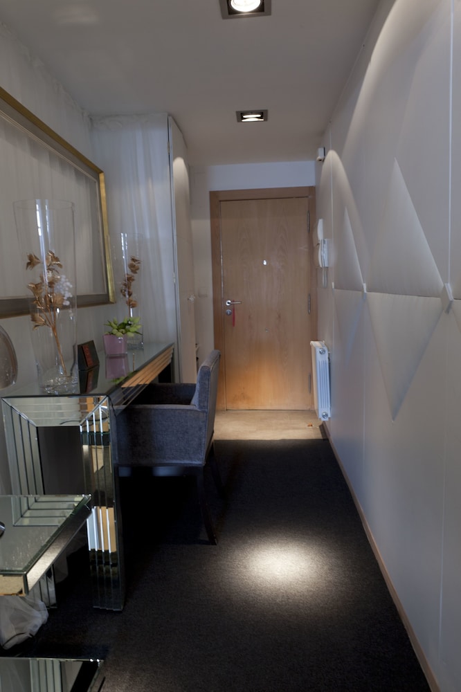 AB Design Suites 12