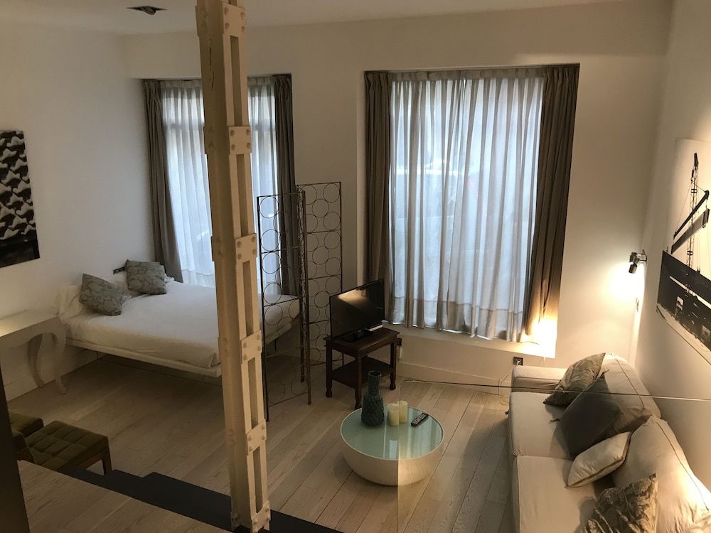 AB Design Suites 10