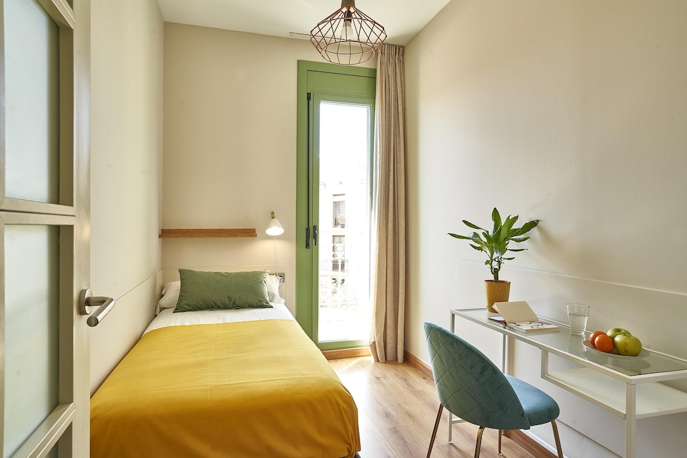 Apartments Barcelona Station 12