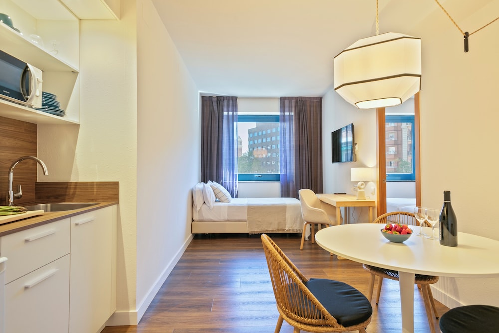 Hotel Acta Azul Barcelona 10
