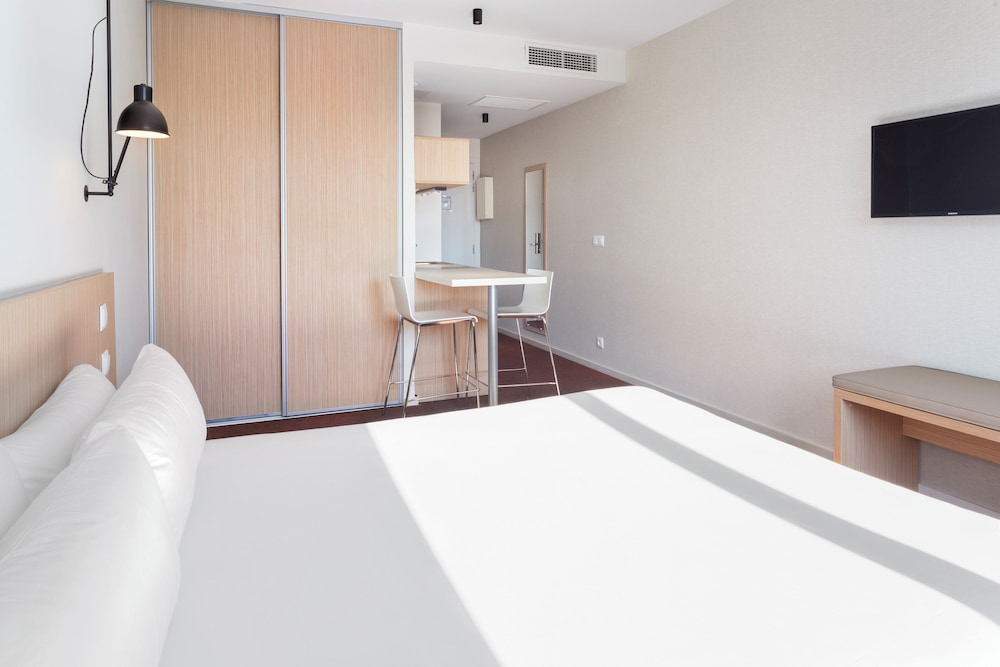 B&B Hotel Barcelona Sant Cugat 12