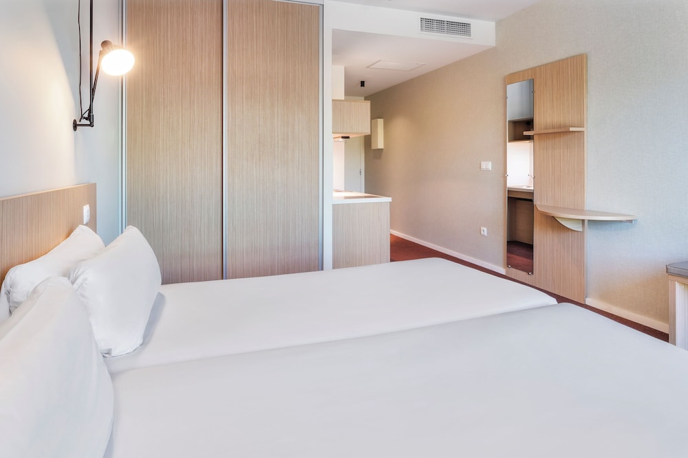 B&B Hotel Barcelona Sant Cugat 7
