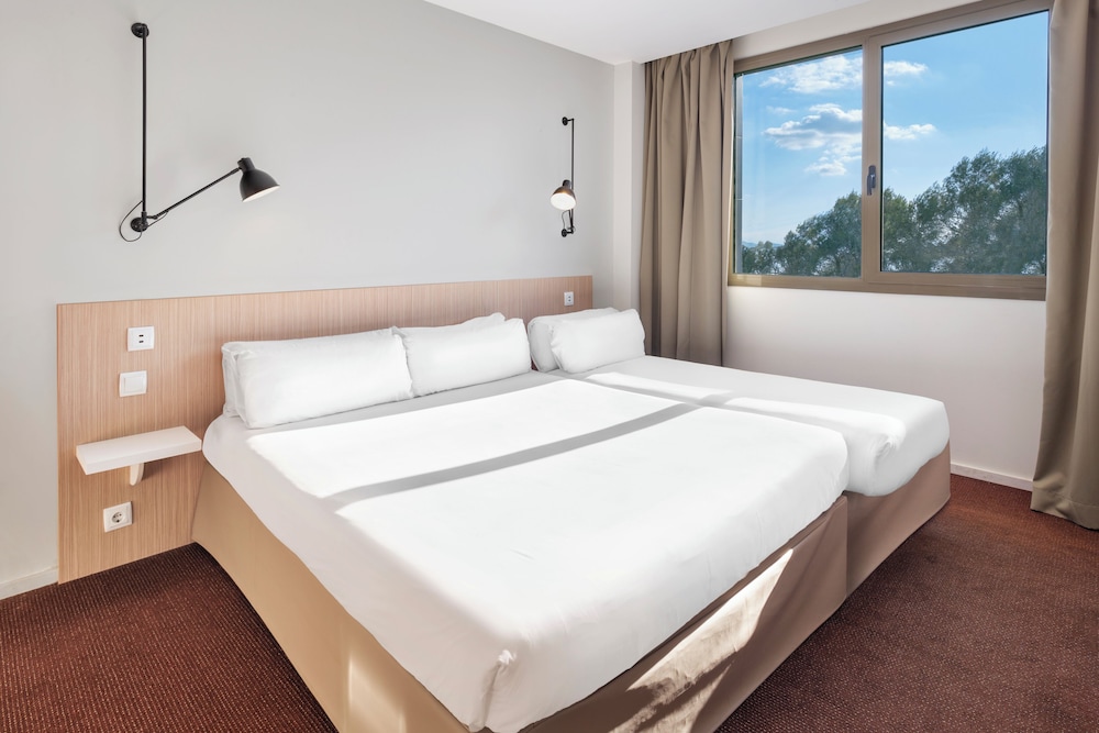 B&B Hotel Barcelona Sant Cugat 10