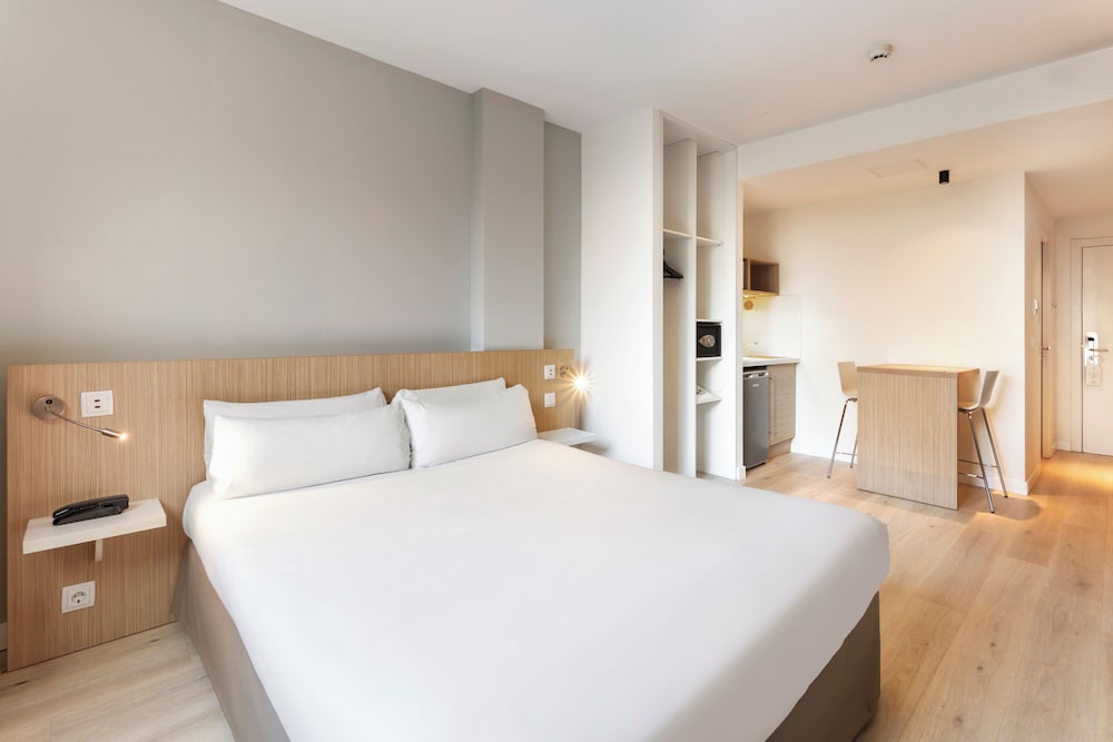 B&B Hotel Barcelona Sant Cugat 14