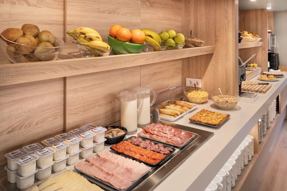 B&B Hotel Barcelona Sant Cugat 24