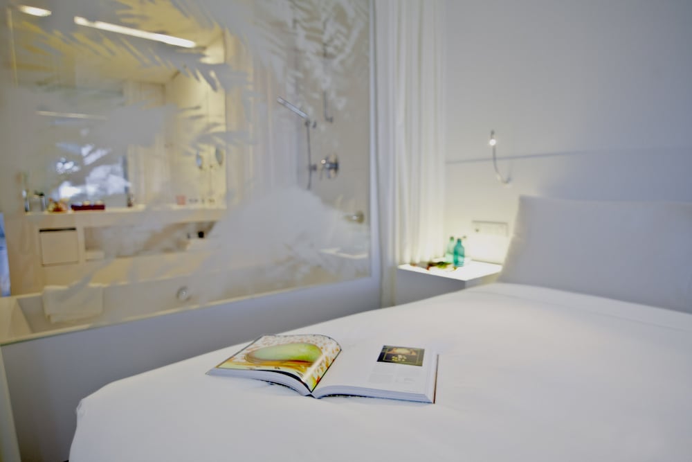 Renaissance Barcelona Fira Hotel 12