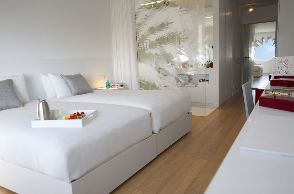 Renaissance Barcelona Fira Hotel 14