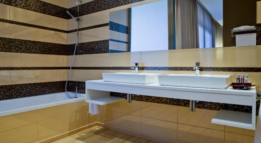 Hotel Golden Barcelona 17