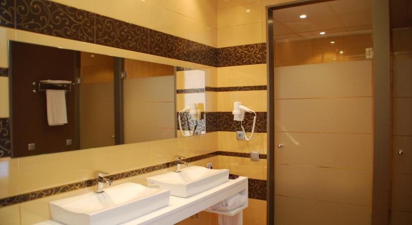 Hotel Golden Barcelona 7