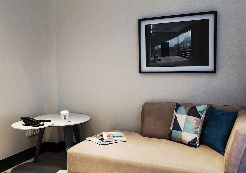 Hotel Boutique One Shot Luchana 22 22