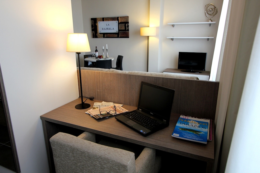 Pierre & Vacances Apartamentos Barcelona Sants 21