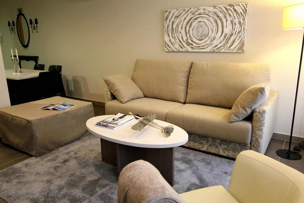 Pierre & Vacances Apartamentos Barcelona Sants 20