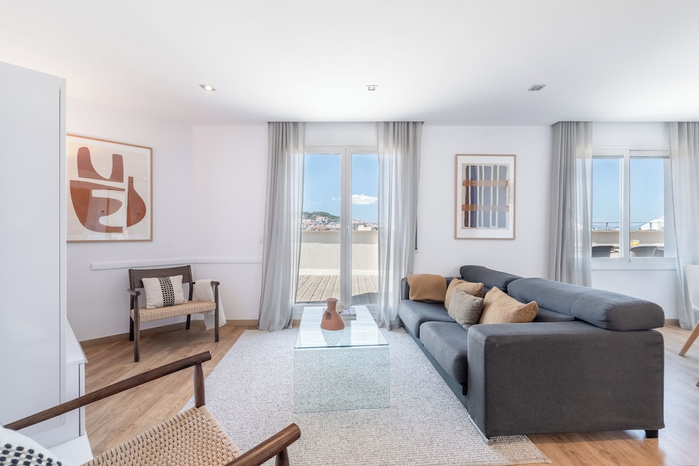 The Corner Apartments by Aspasios 1