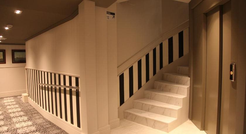 Vasanta Hotel Eixample, Sonder 17