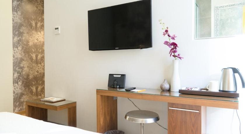 Vasanta Hotel Eixample, Sonder 24