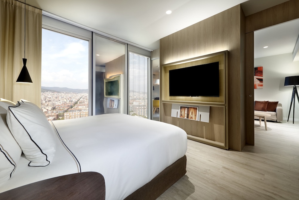 The Level at Meliá Barcelona Sky 23