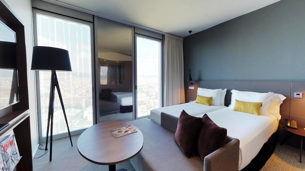 The Level at Meliá Barcelona Sky 12
